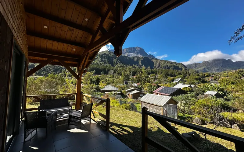 Gîte les Acacias — gîte d'étape à La Nouvelle, Mafate